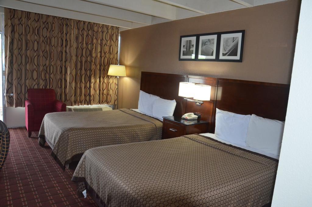 Americas Best Value Inn Augusta Historic Downtown Eksteriør bilde
